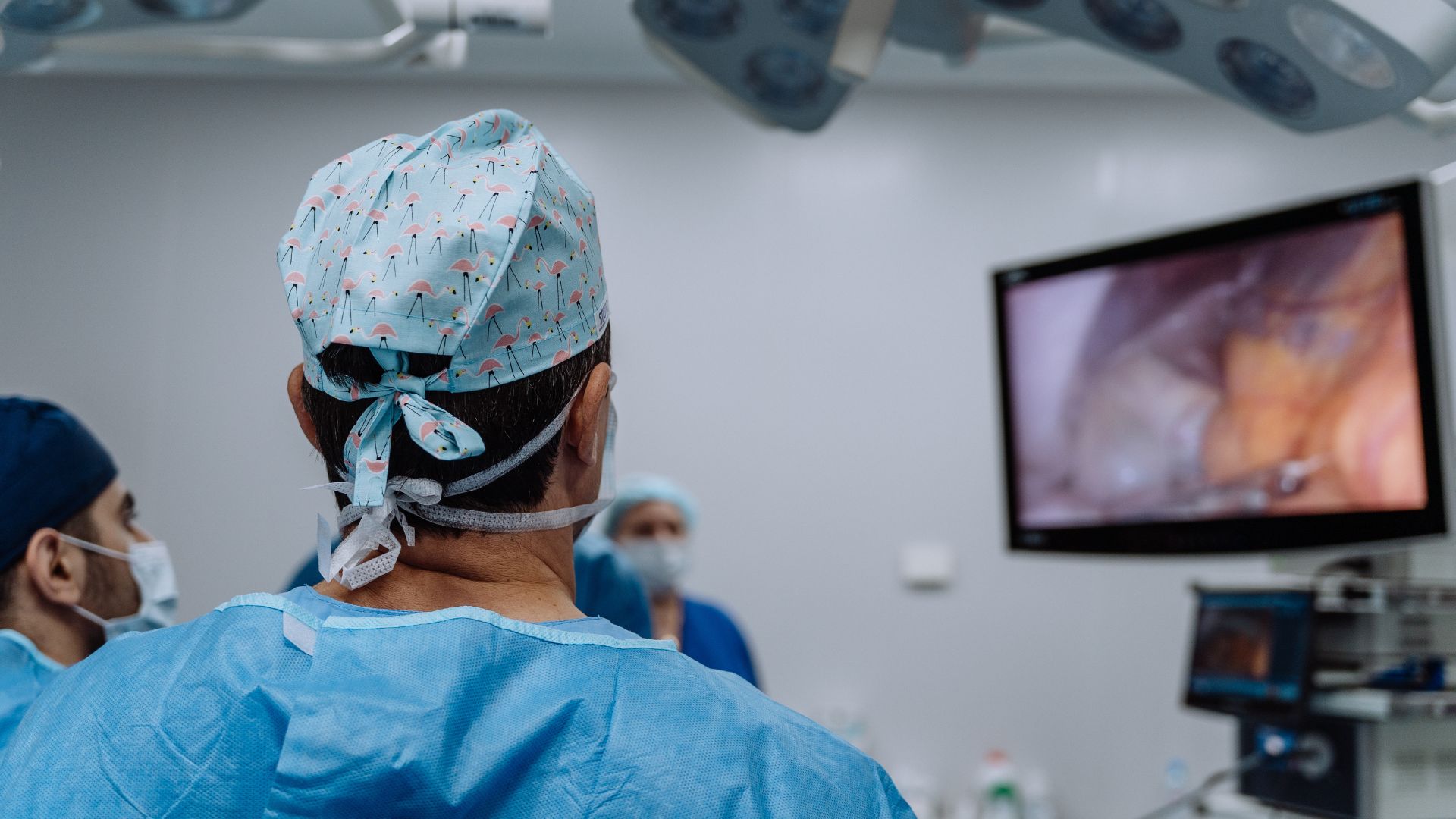 Интерсфинктерная резекция с формированием резервуара